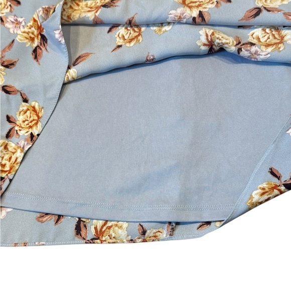 Daytrip Floral Blue Flowy Tank Top Large - Picture 4 of 5